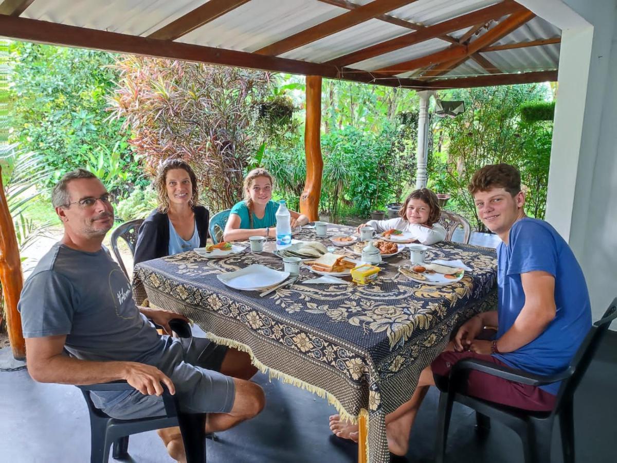 Sigiri Sandilu Homestay Сігірія Екстер'єр фото